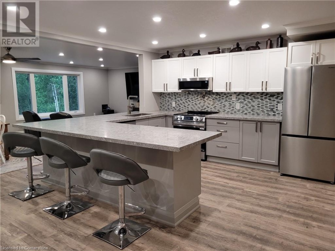 891 PENINSULA Road, 