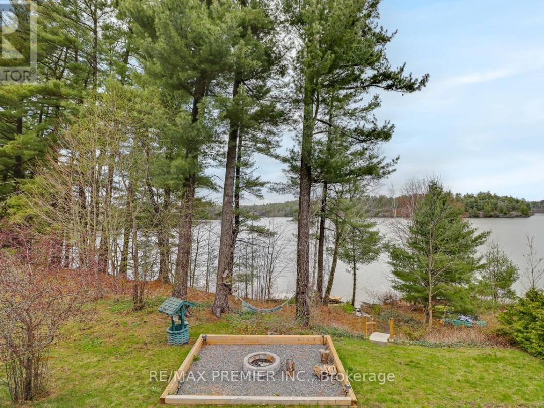 570 Phillip Street E, Gull Lake