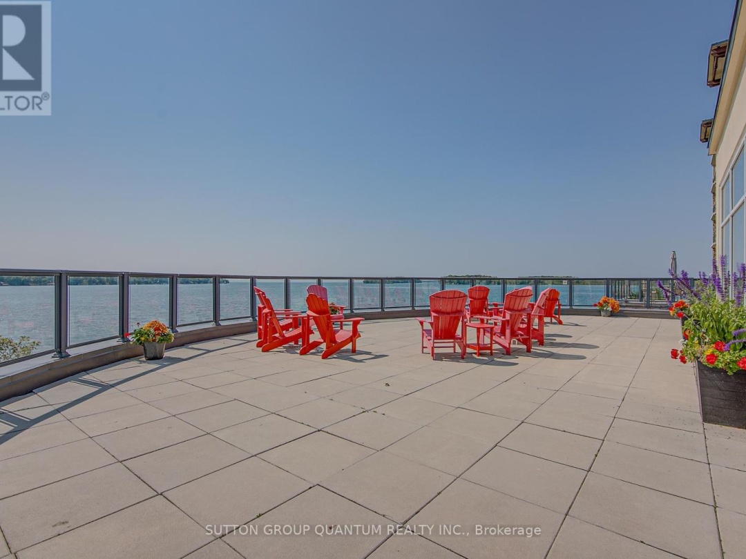 210 - 90 ORCHARD POINT ROAD, 