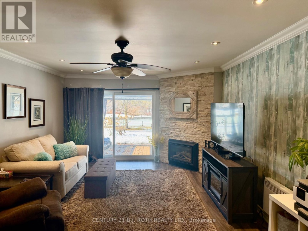 6 - 70 LAGUNA PARKWAY, Lake Simcoe