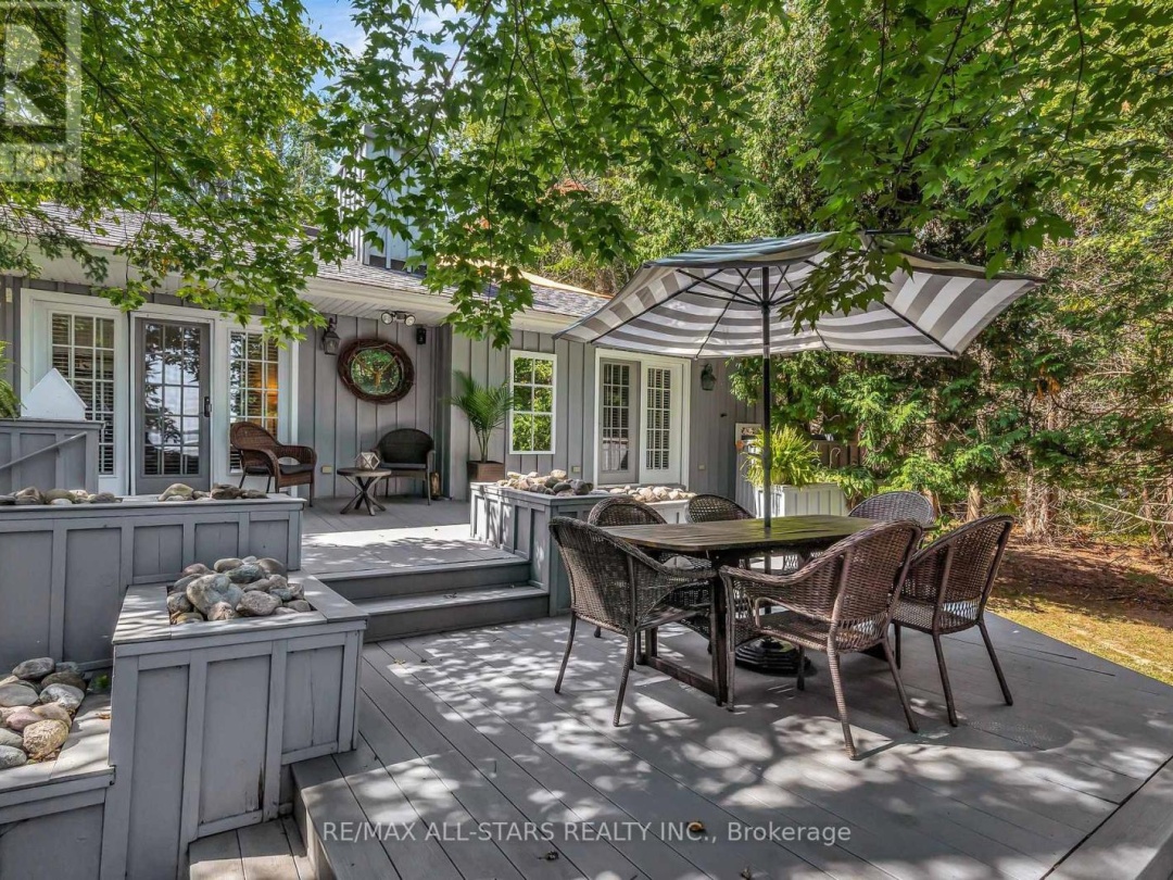 50 BAYVIEW ESTATE ROAD, 