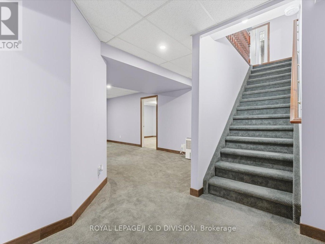 2925 PINECONE TRAIL, 