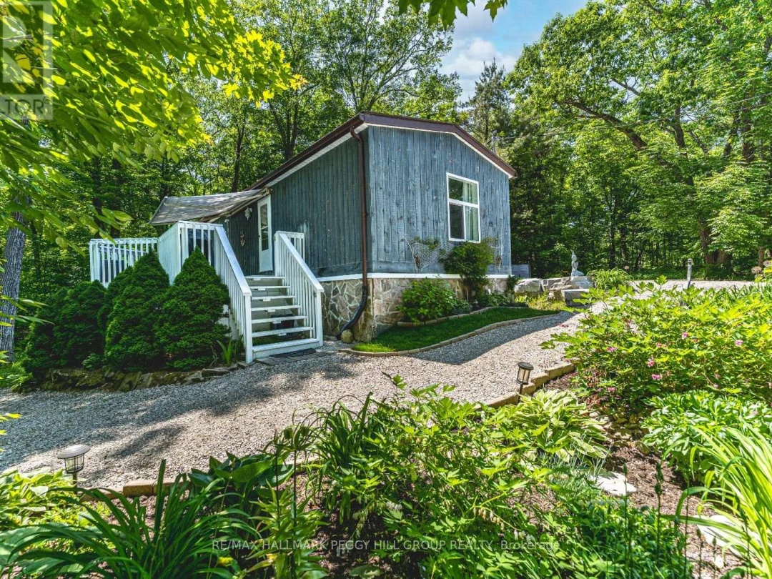 7498 ISLAND CRESCENT, 
