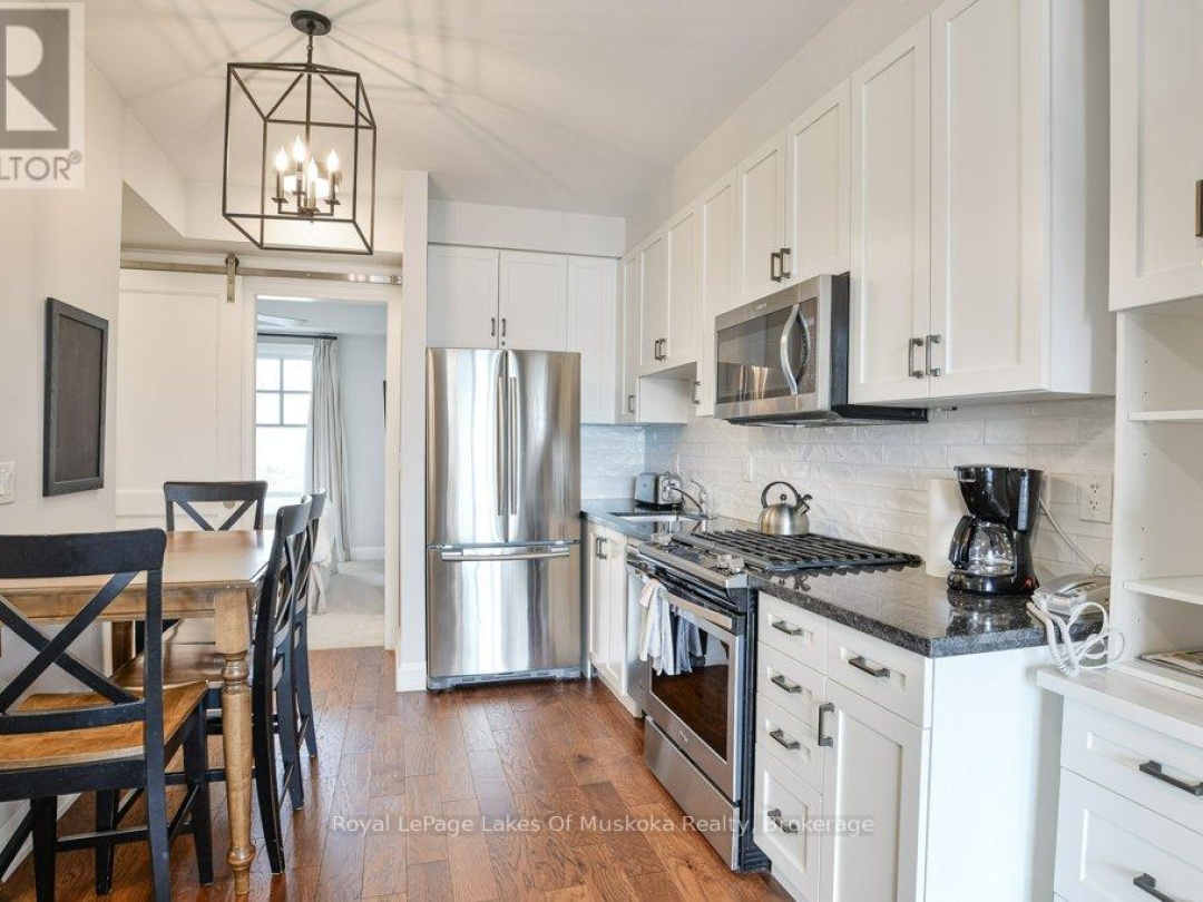 6 - 1869 MUSKOKA RD 118 ROAD W, 