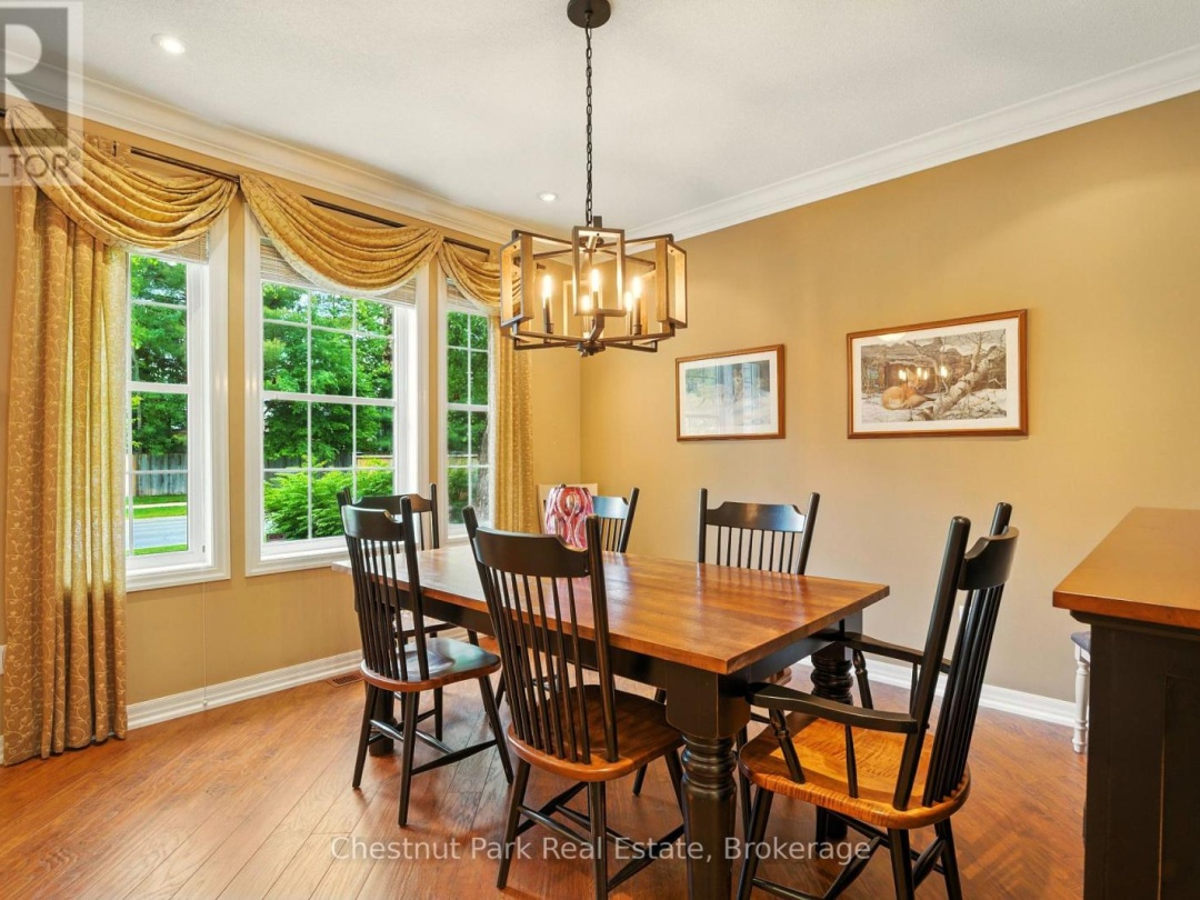 33 CLEARBROOK TRAIL, 