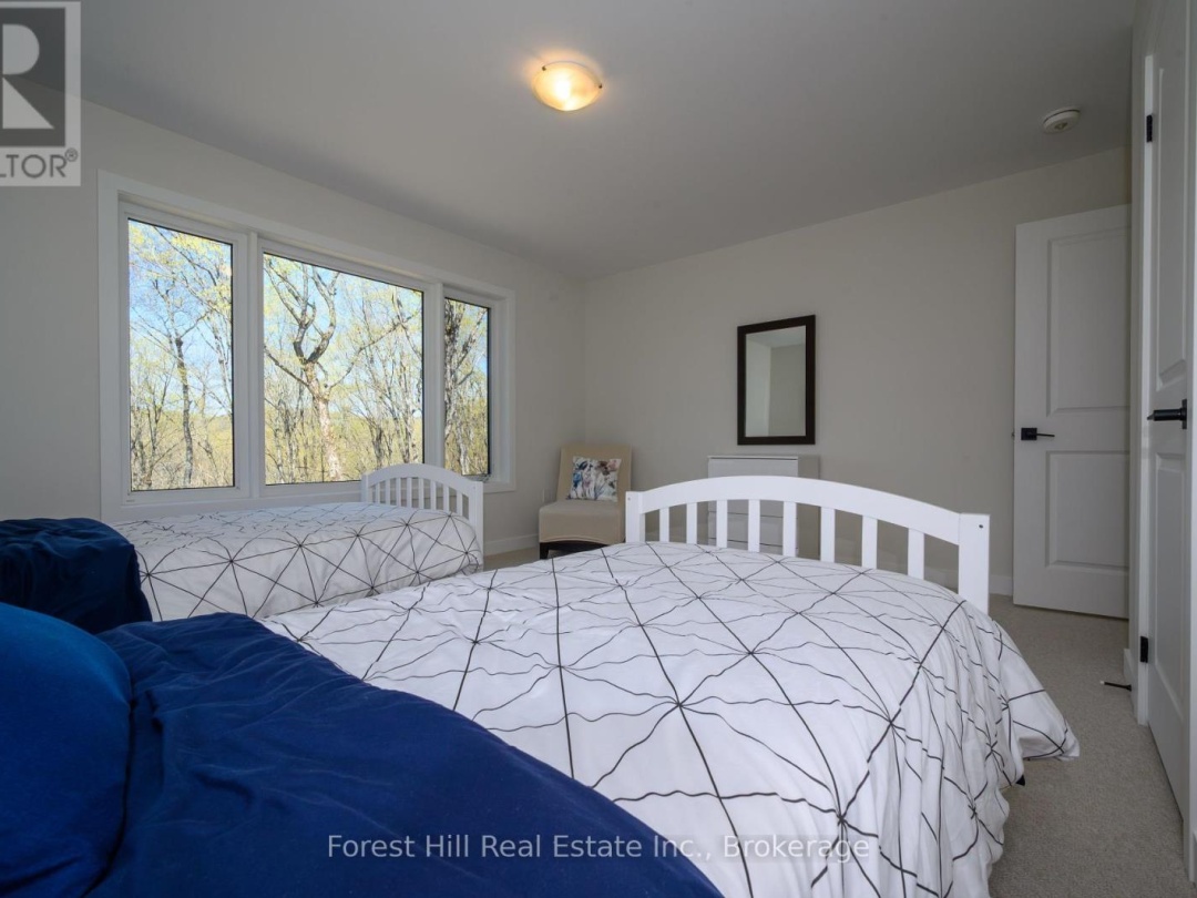 1002 Napier Court, Boyne Lake