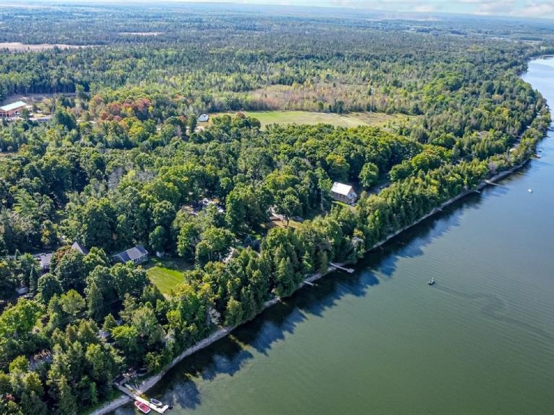 284 LAKE DALRYMPLE Road, 