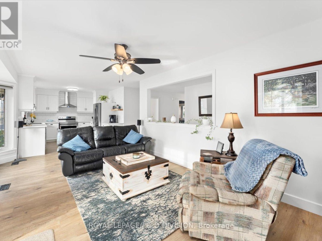 233 Bayshore Drive, Lake Simcoe
