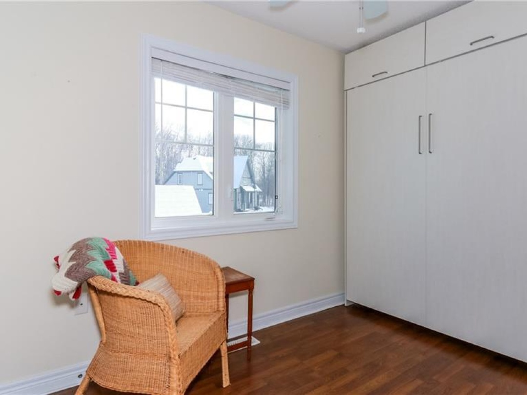 22 MARINA VILLAGE Drive, 