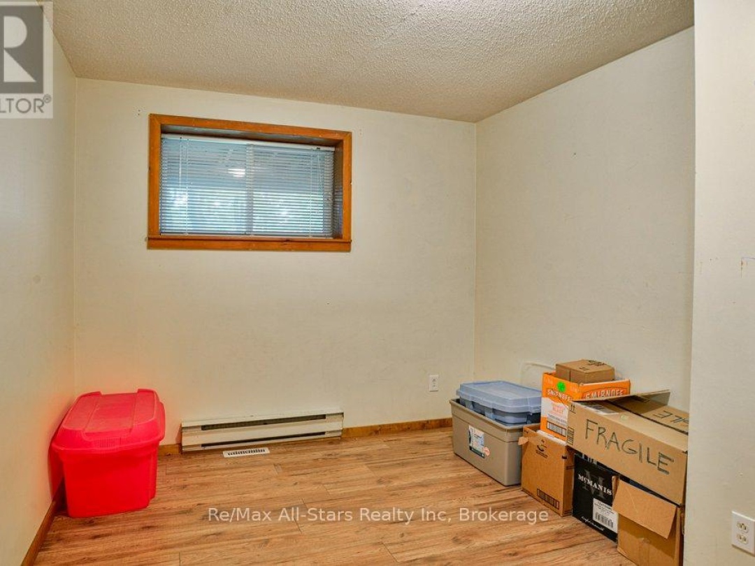 1386 SOUTH PORTAGE ROAD, 