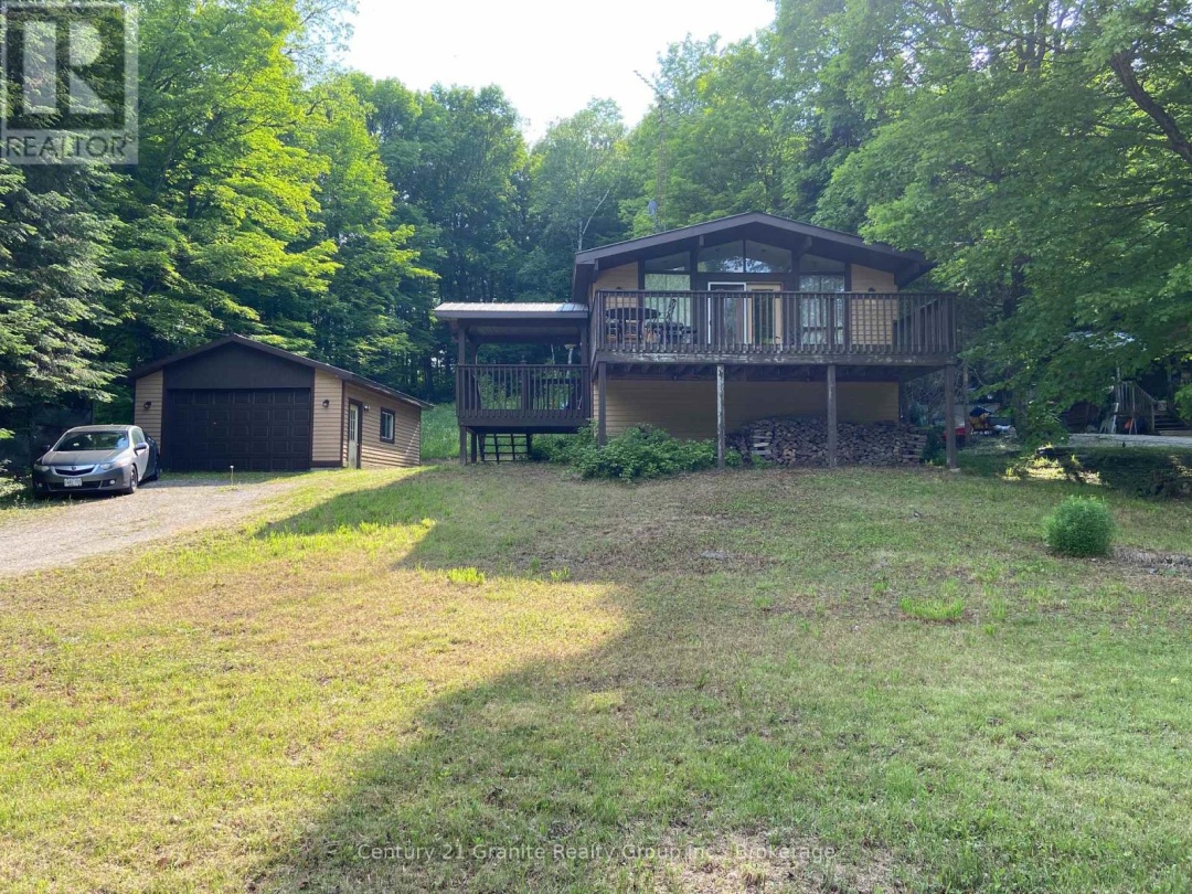 1549 TRAPPERS TRAIL ROAD, 