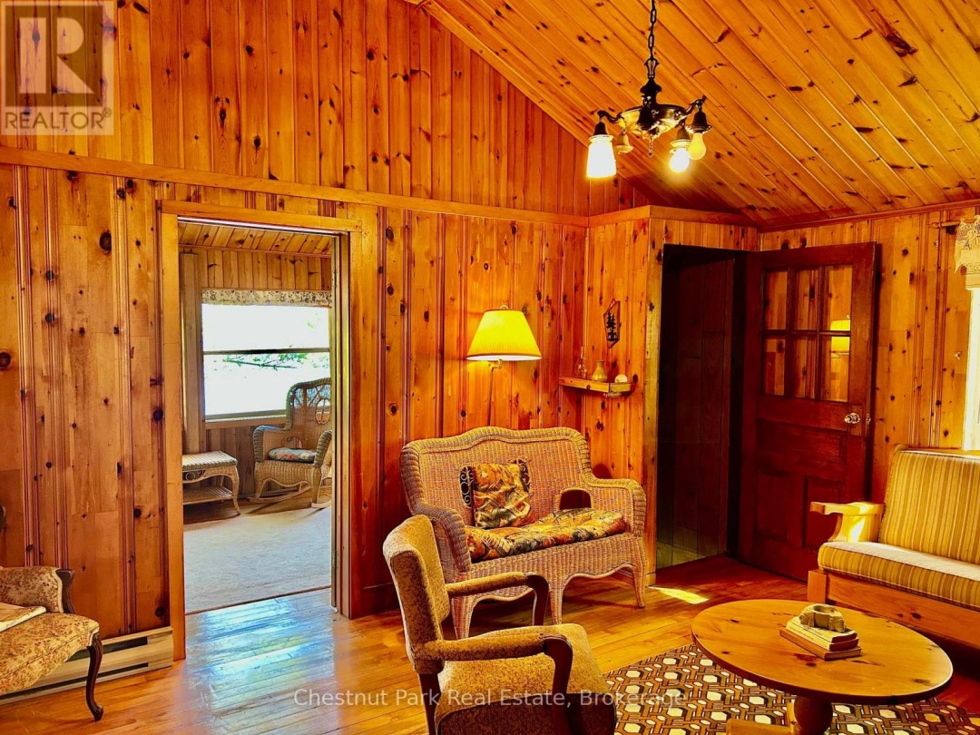 1 & 2 -1051 WIGWAM LODGE ROAD, 