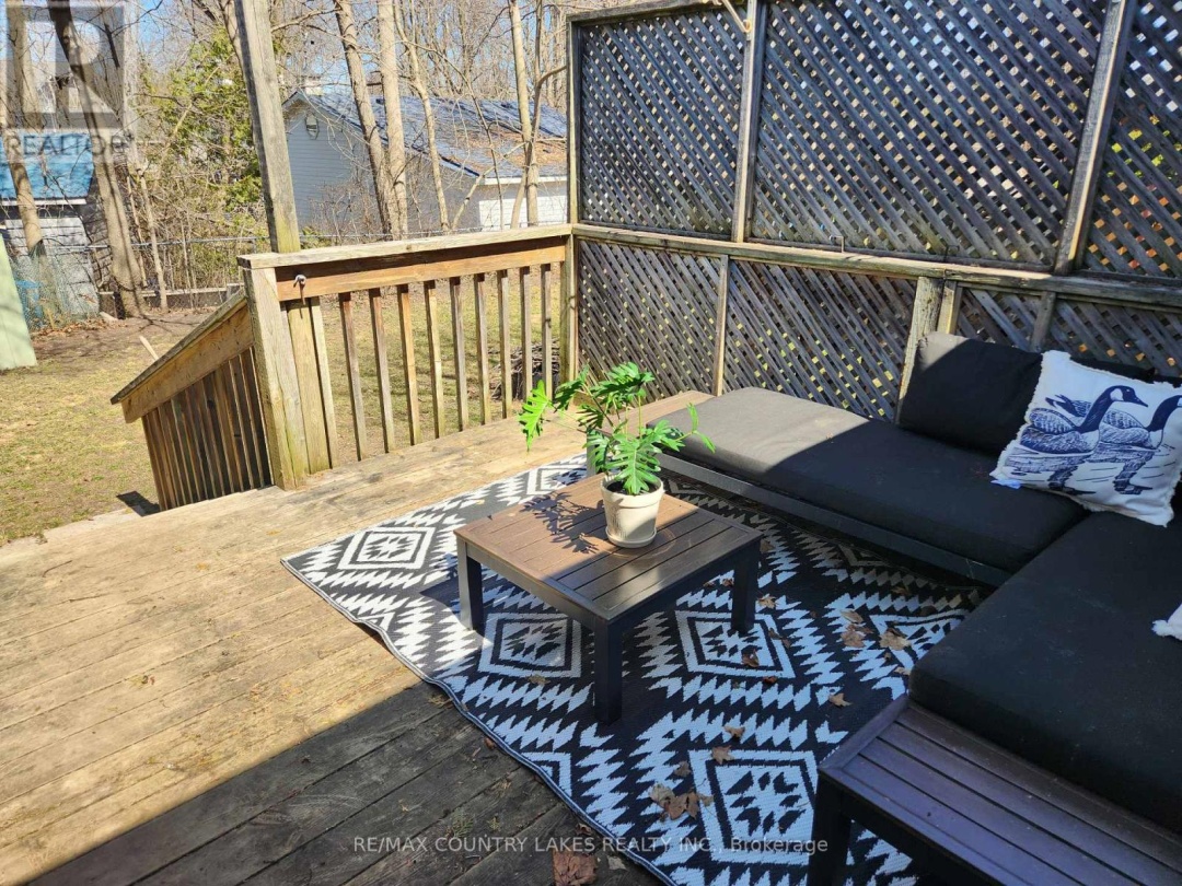 10 Ridge Avenue, Ramara