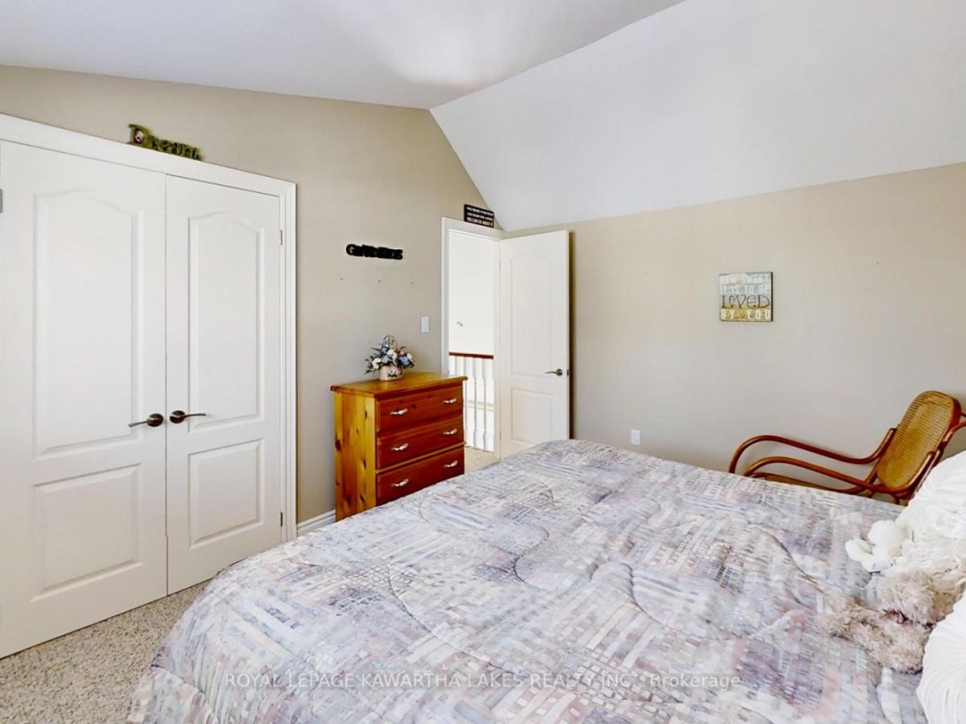24 MCLENNANS BCH ROAD, Lake Simcoe
