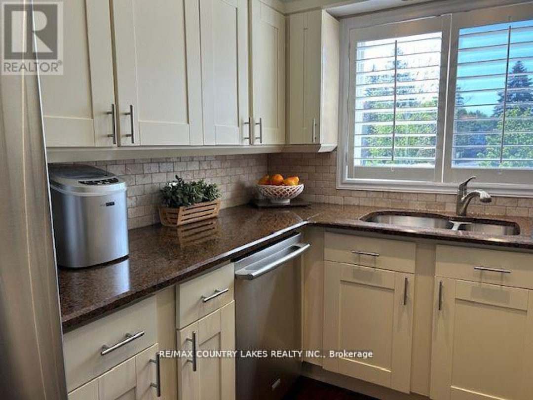 6 - 30 LAGUNA PARKWAY, 