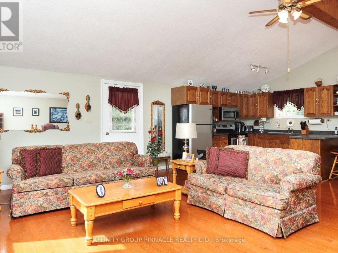 3 HEMLOCK STREET, 