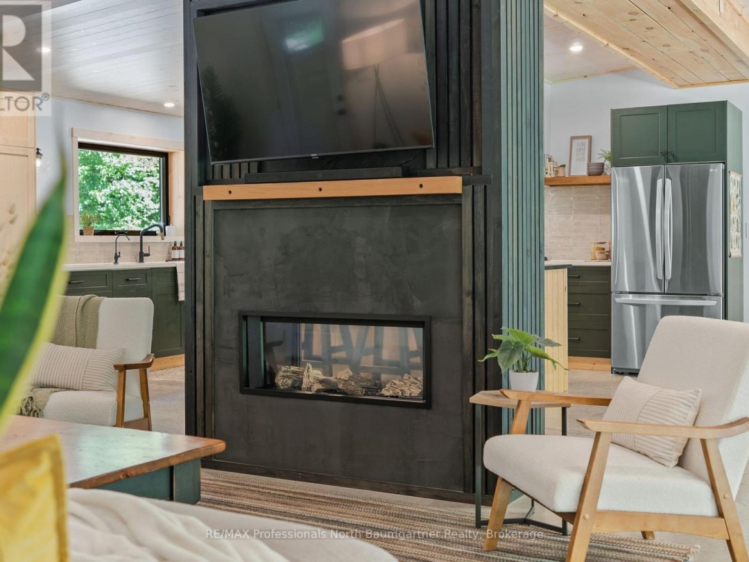 1592 BUCKSLIDE ROAD, 