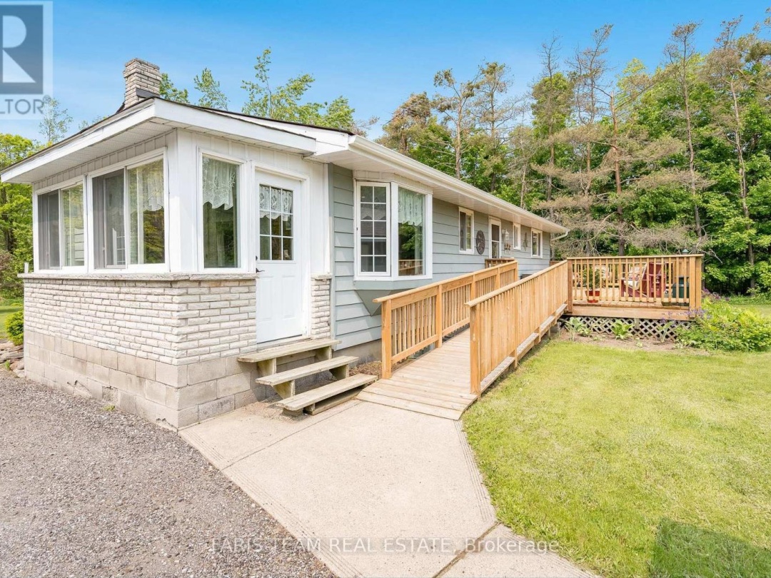 1669 Newton Street, Tay