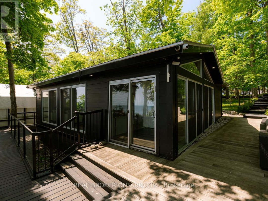 45 IVY LANE, 