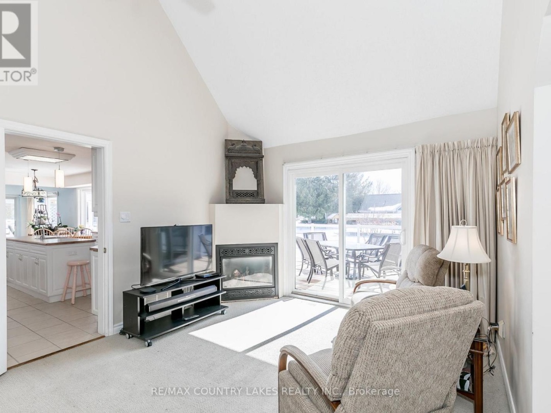 98 TURTLE PATH, Lake Simcoe