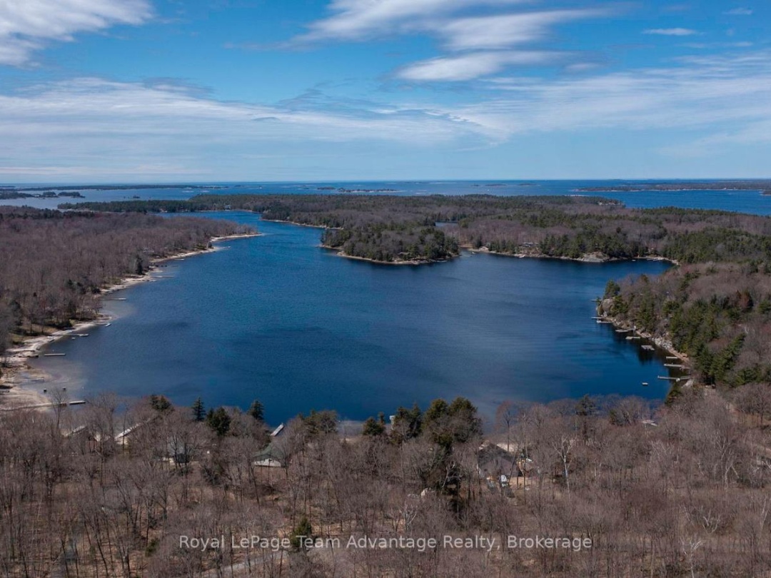 758 Paradise Lane, Georgian Bay