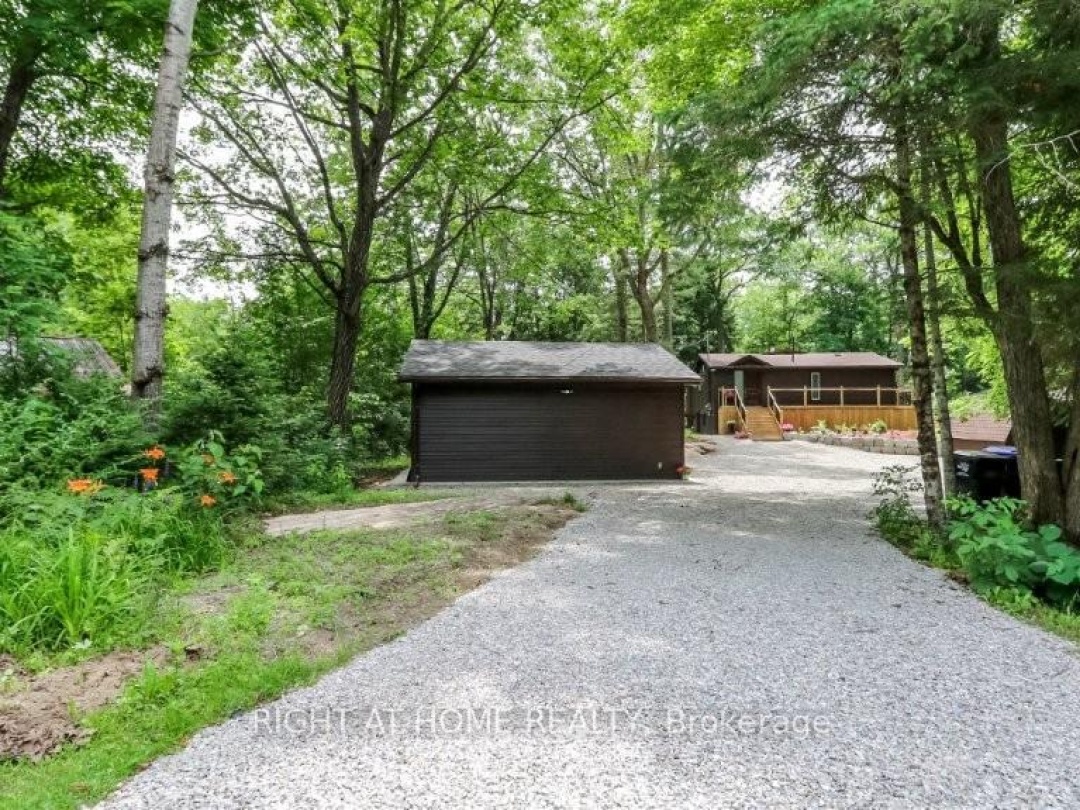 7459 ISLAND CRESCENT, 
