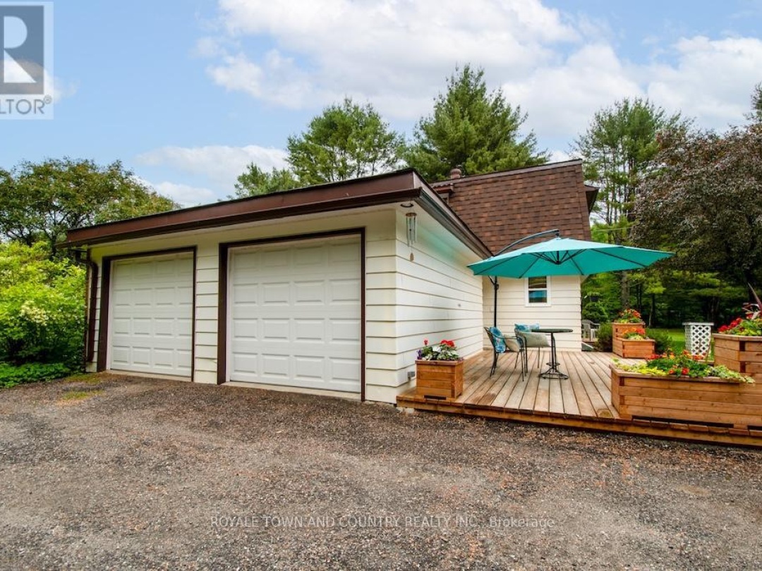 1304 NORTH SHORE ROAD, 