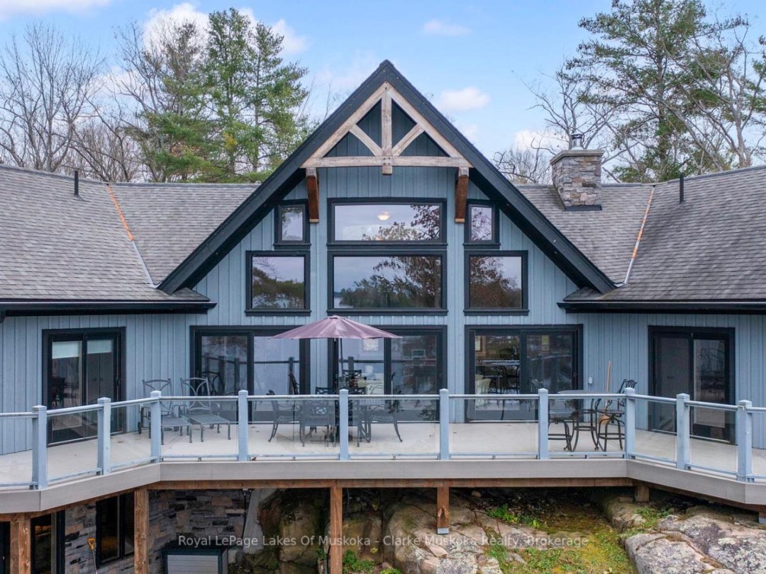3298 Seydel Lane, Gloucester Pool