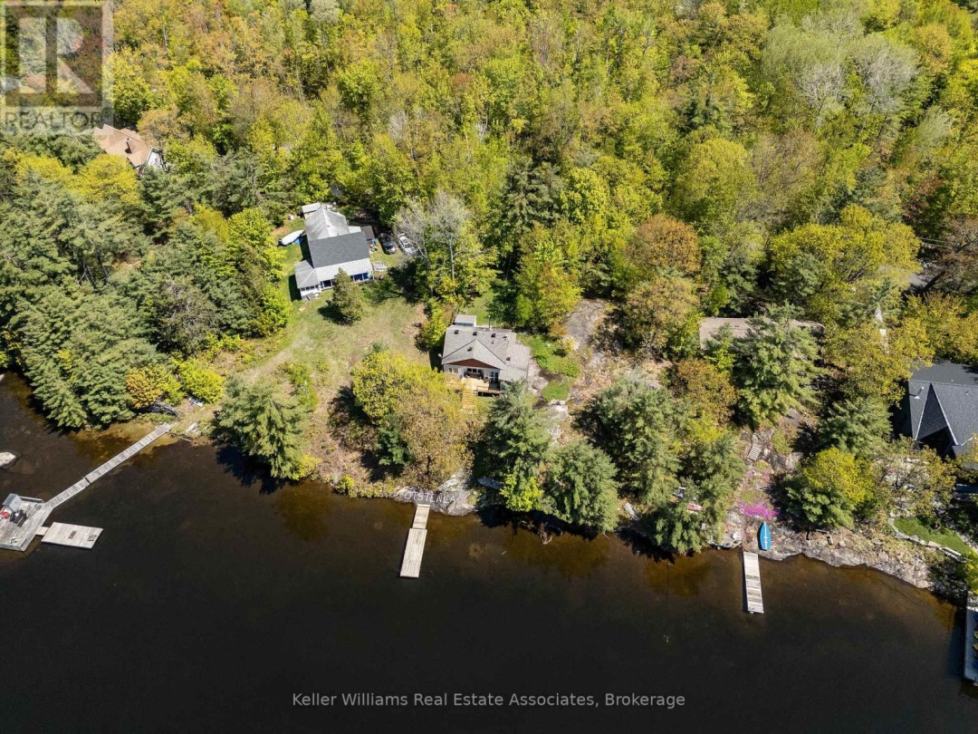 Unit 2 1200 North Shore Drive, Gull Lake