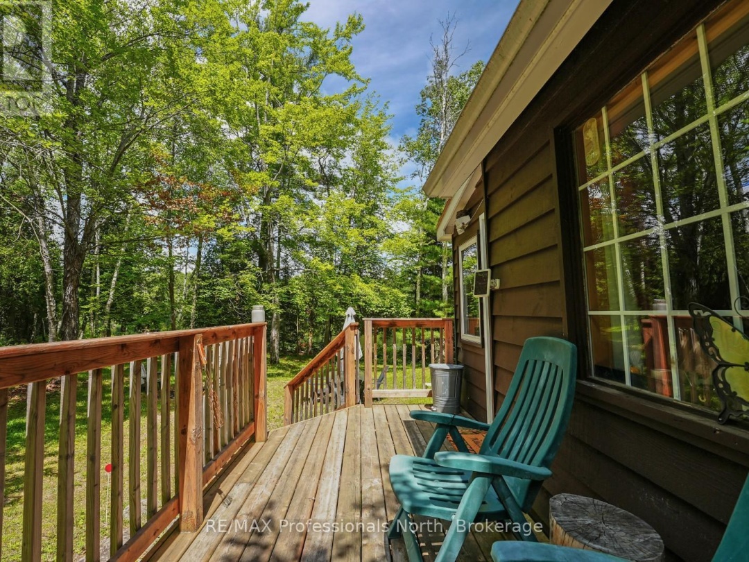 1279 ENGLISH CIRCLE, 