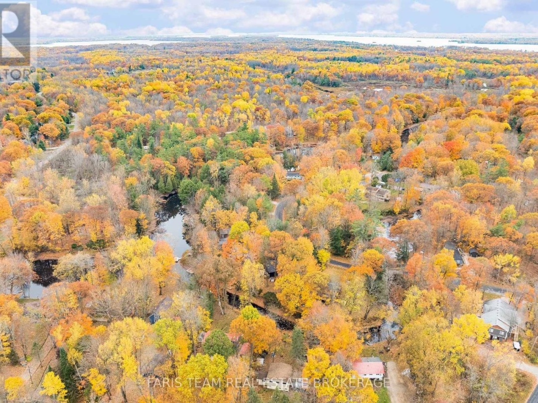 7475 ISLAND CRESCENT, 