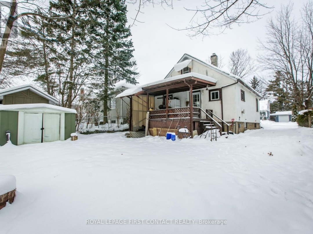 315 GRENVILLE AVENUE, 