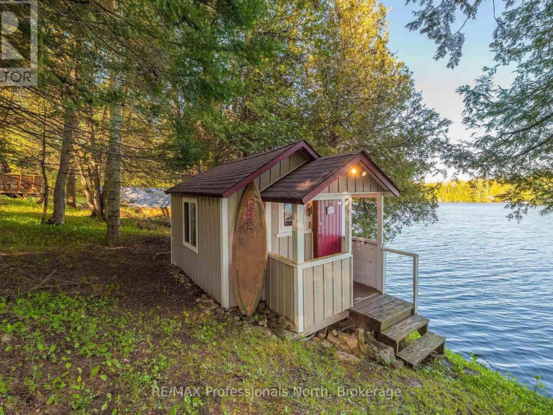1484 Bat Lake Road, Canning Lake