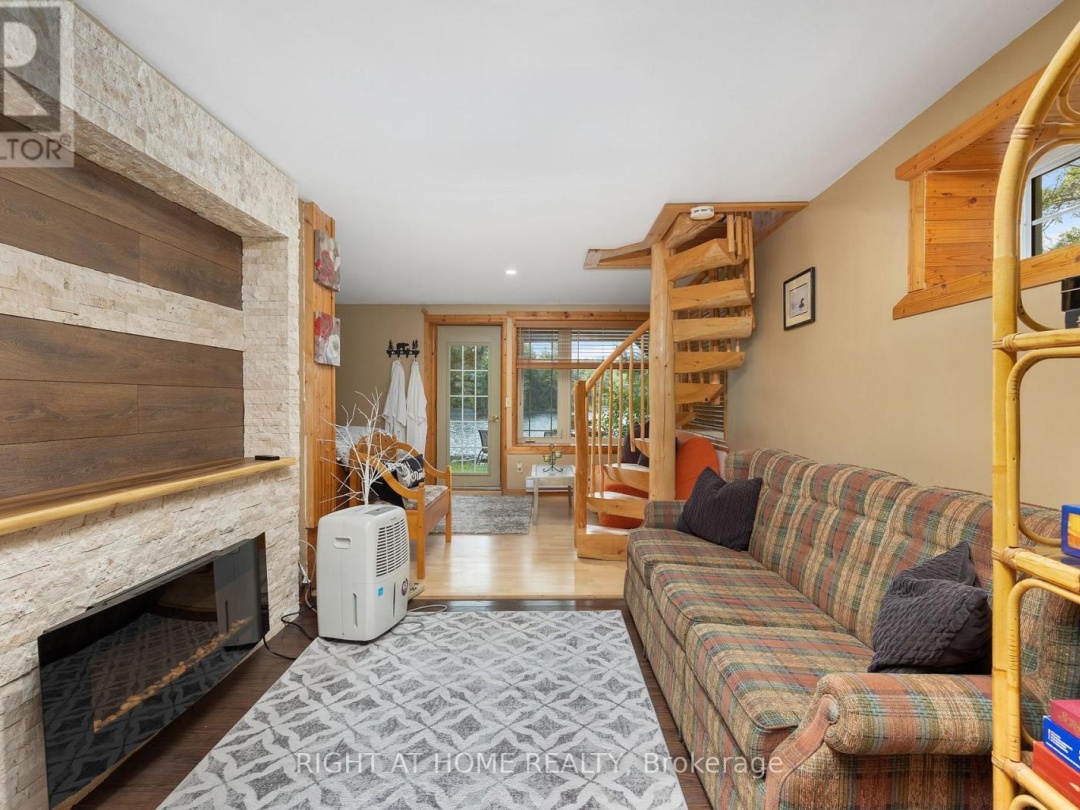 235 Loch Erne Road, Vowel Lake