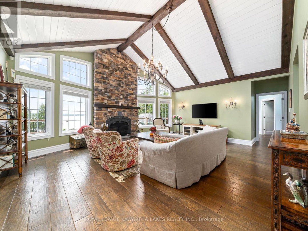 1484 COUNTY ROAD 8, 