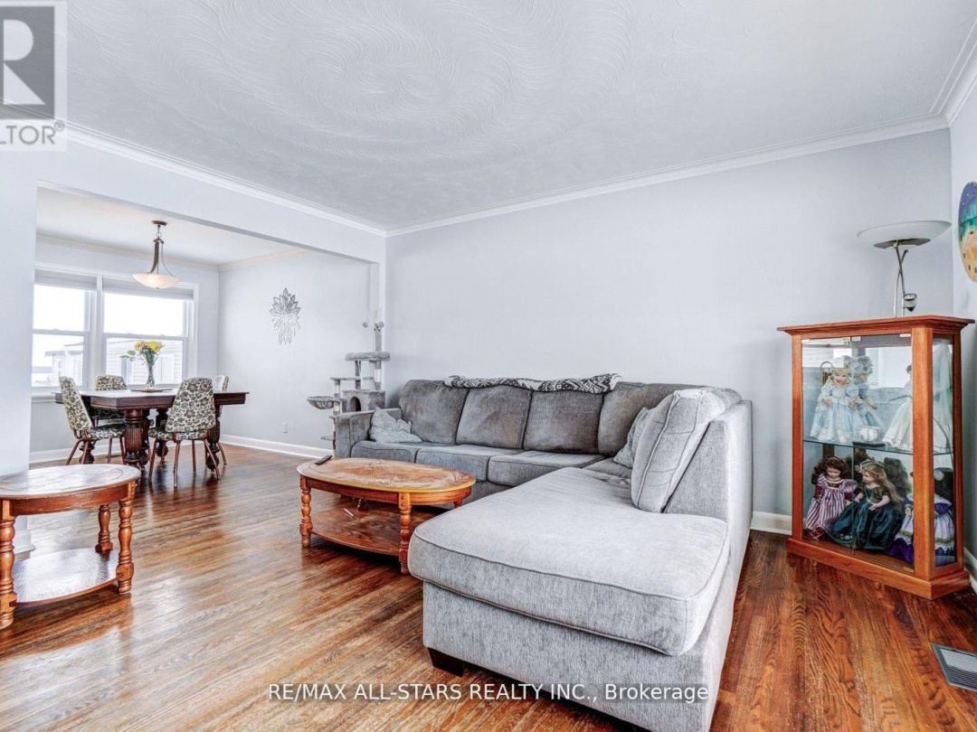 904 ELDON ROAD, 