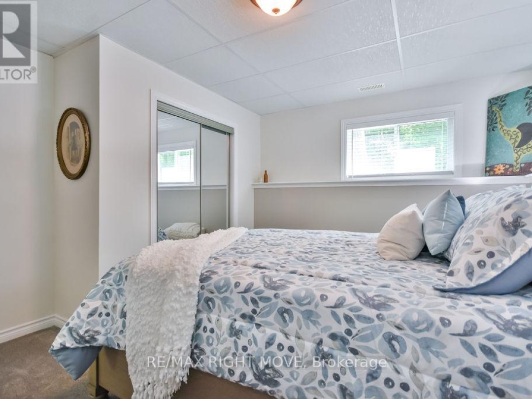 1011 TALBOT TRAIL, 