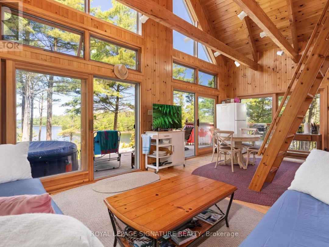 B350 Echo Island, Georgian Bay