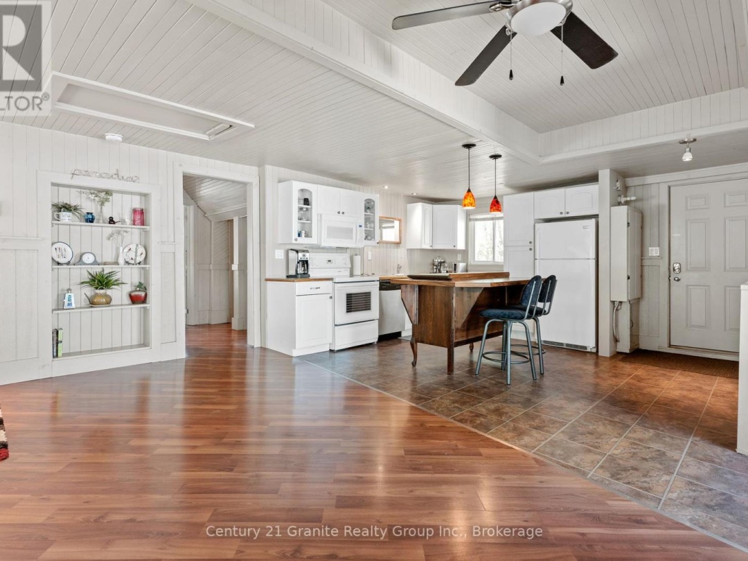 359 Avery Point Road, Dalrymple Lake