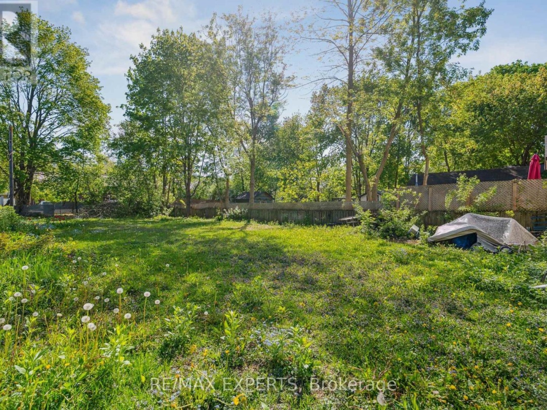 282 Gill Street, Orillia