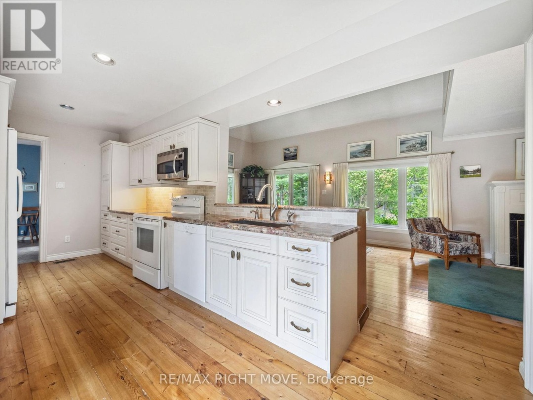7736 RIVERLEIGH DRIVE, 