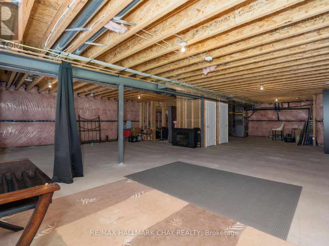 43 Thoroughbred Drive, Oro-Medonte
