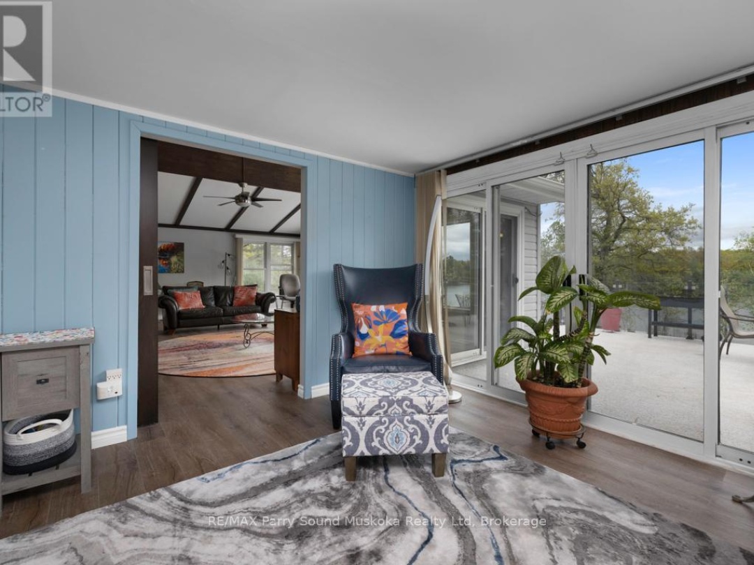 28 Lakeside Drive, Manitouwabing Lake