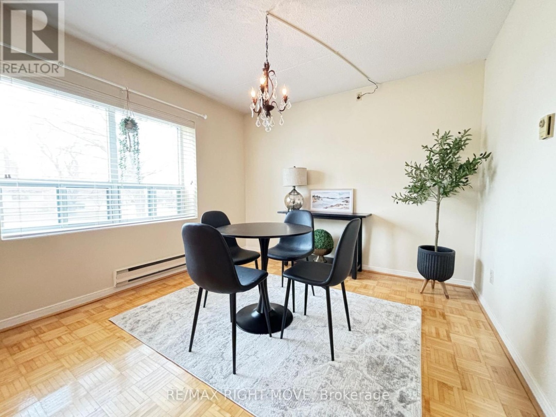 103 54 Fittons Road W, Orillia