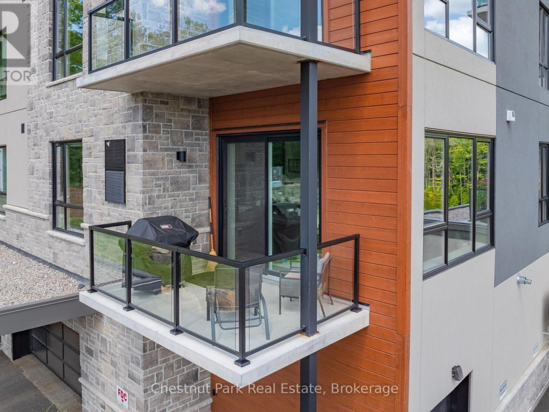109 - 18 CAMPUS TRAIL, 