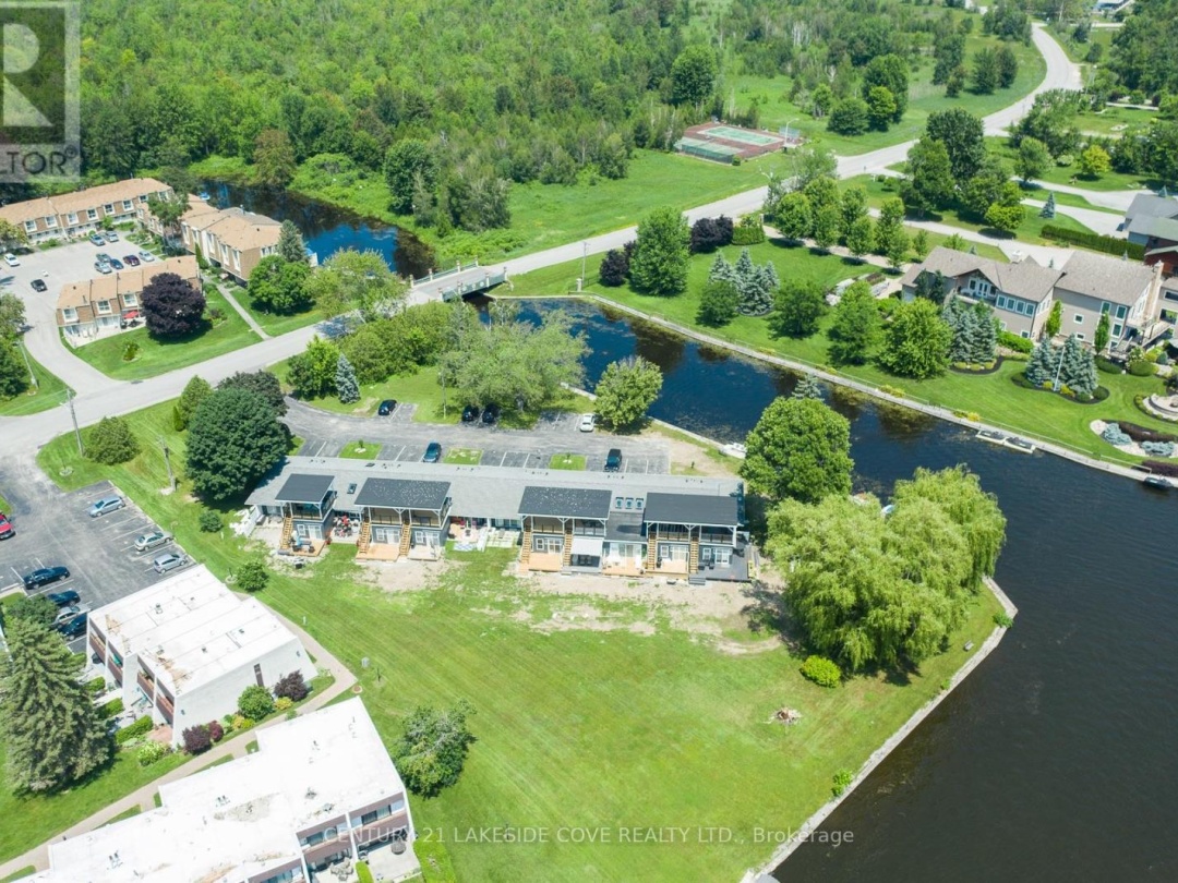 Unit 2 3 Paradise Boulevard, Lake Simcoe