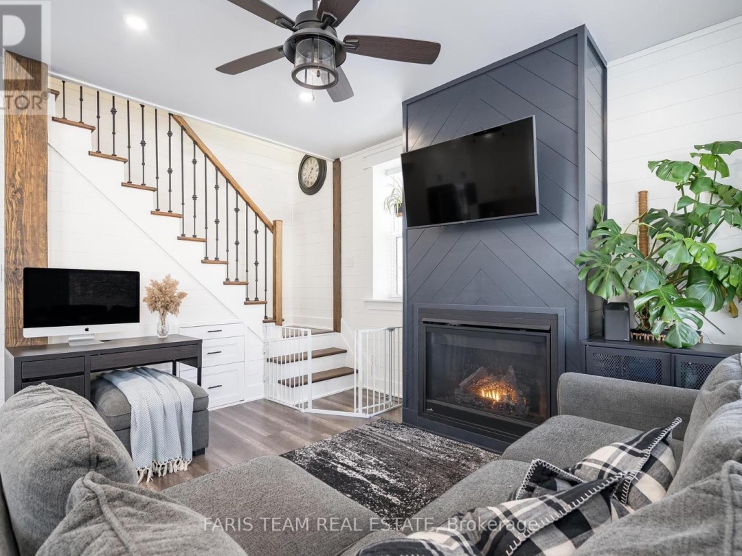 9564 HIGHWAY 12, Oro-Medonte