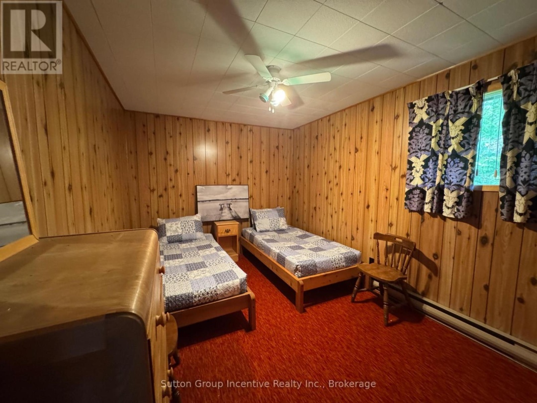 1017 Goldfinch Court, Sparrow Lake