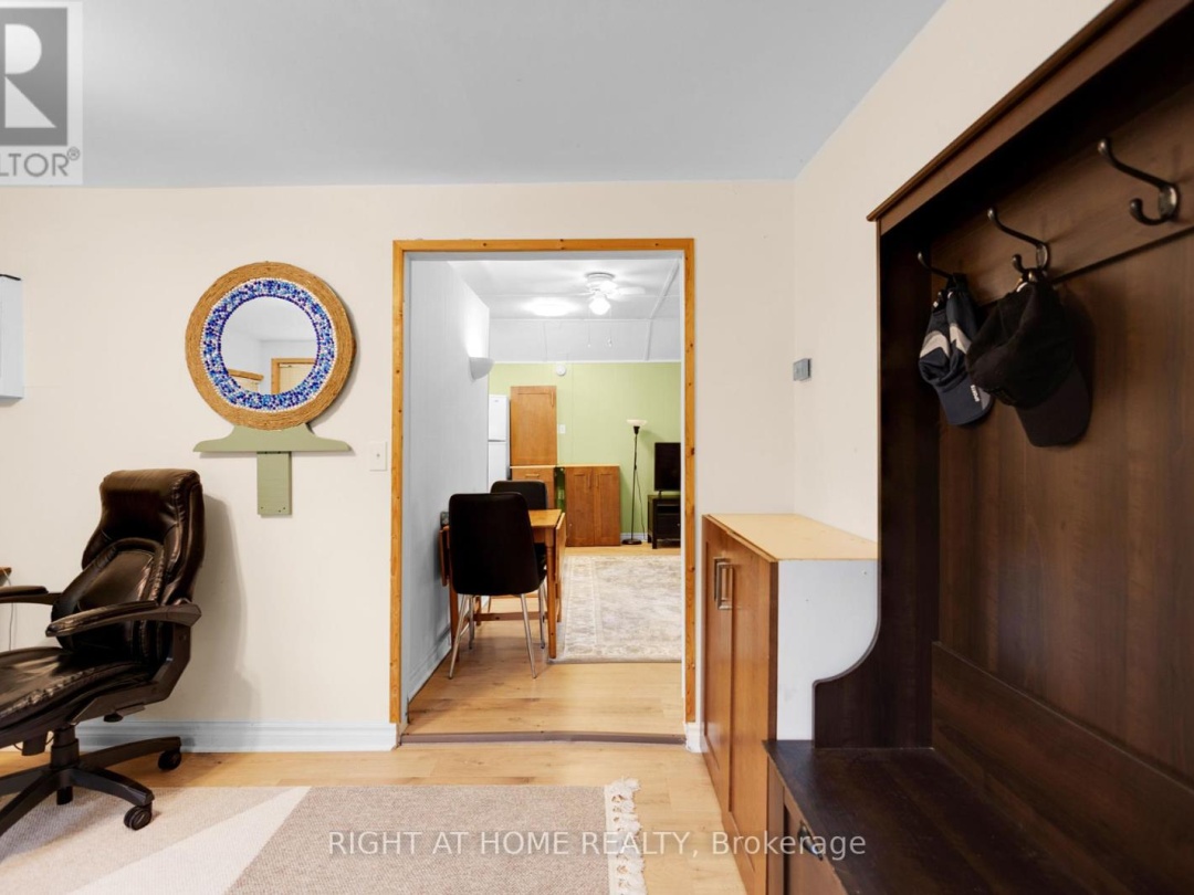 25 PLAYFAIR DRIVE, 