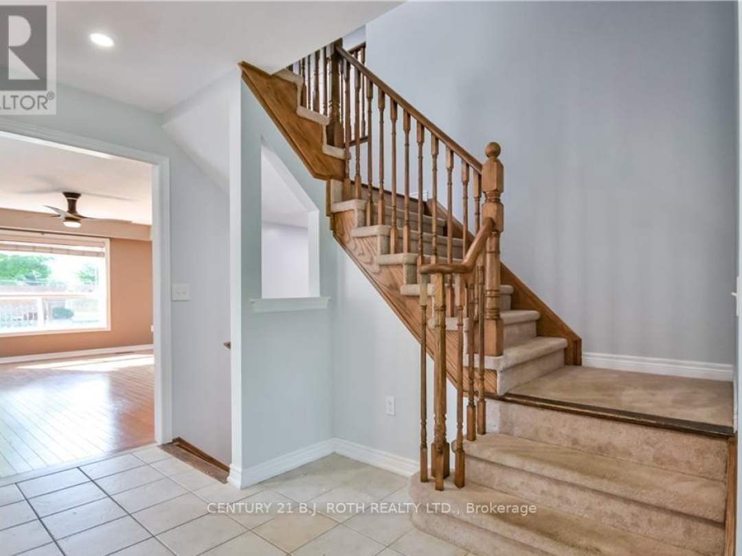 102 ATLANTIS DRIVE, 